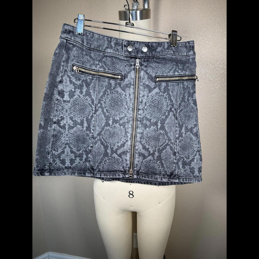 Rag & Bone Skirt Women Black Size 6 Denim Mini Isabel High-Rise Snake-Print